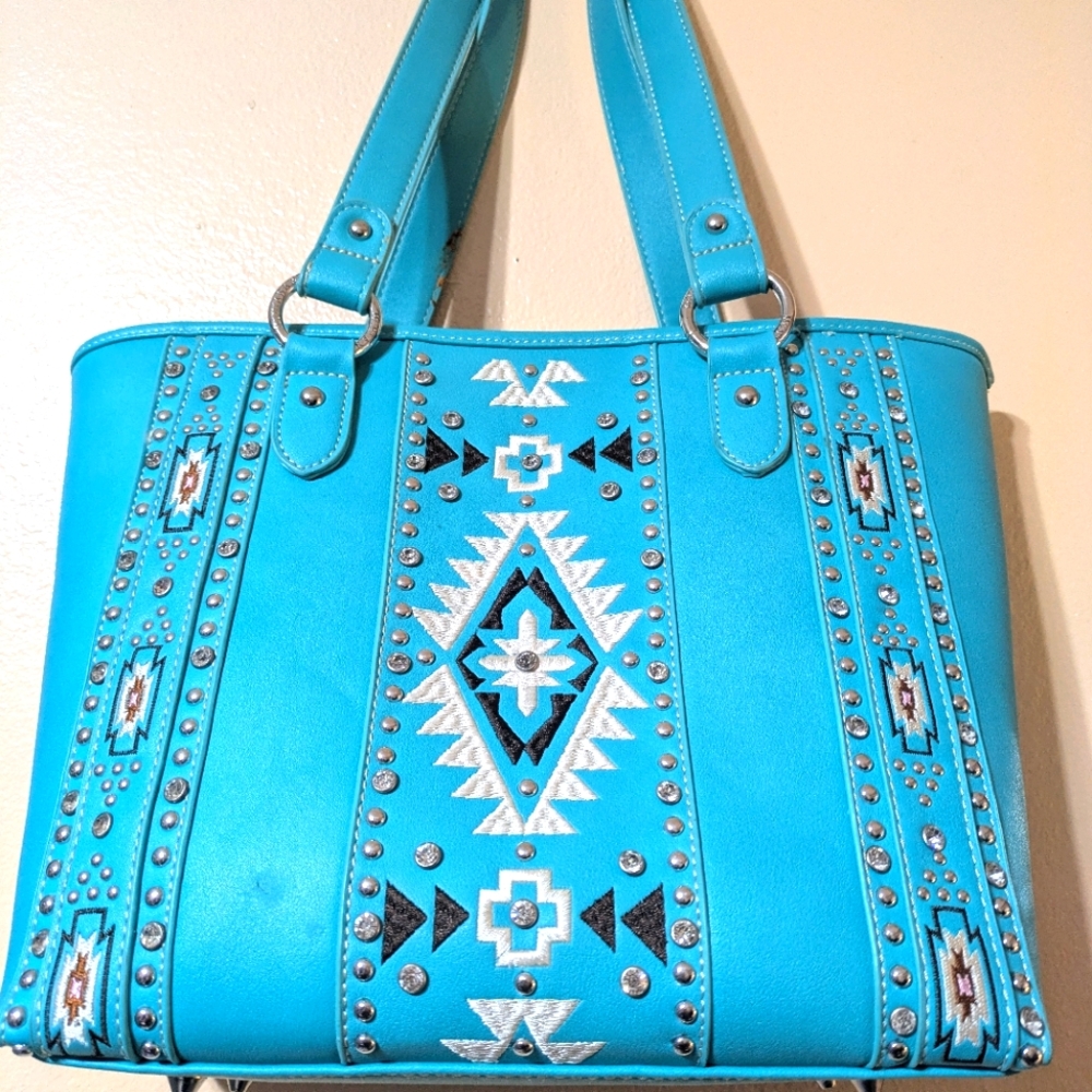 Conceal and carry purse